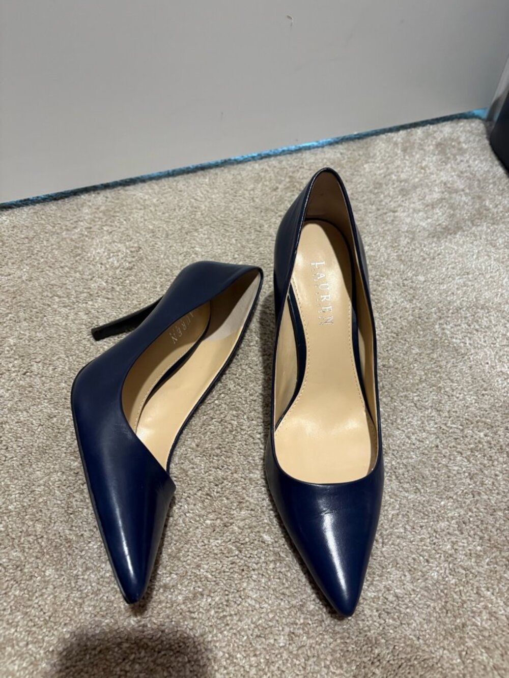 Lauren Ralph Lauren Navy Leather Pumps size 9